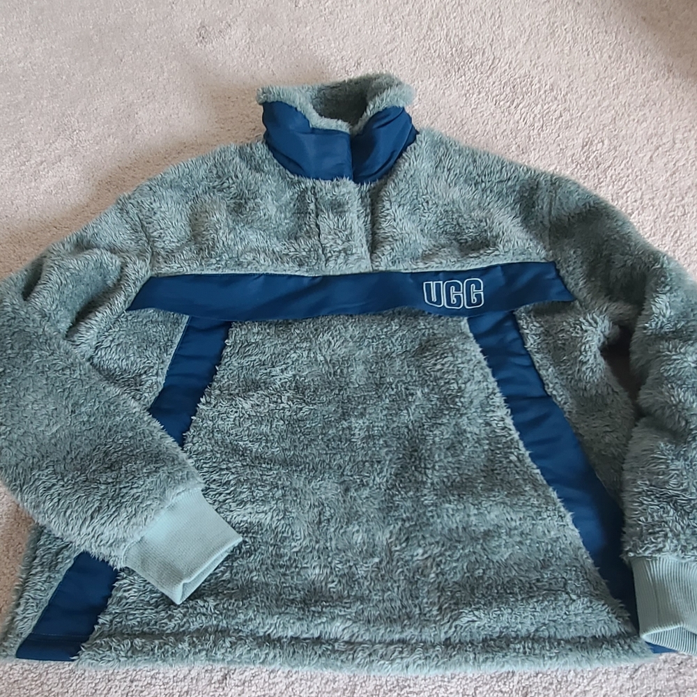 Uggs Sweater